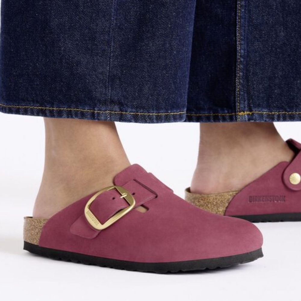 Birkenstock Women's burgundy Clogs